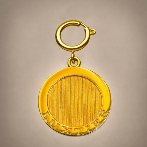 ALESSIA 18K GRANDMASTER NAME TAG